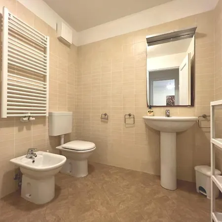 Charming With Lagoon Views In Grado