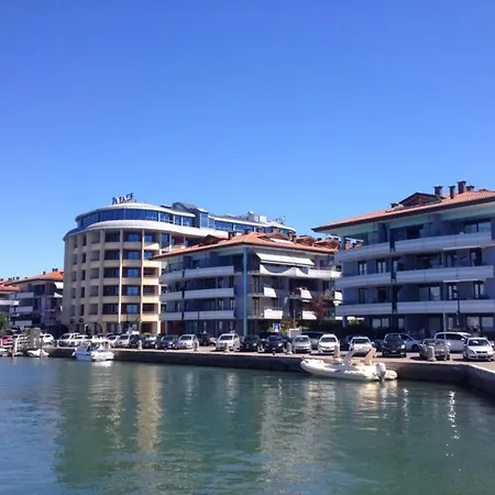 Appartement Charming With Lagoon Views In